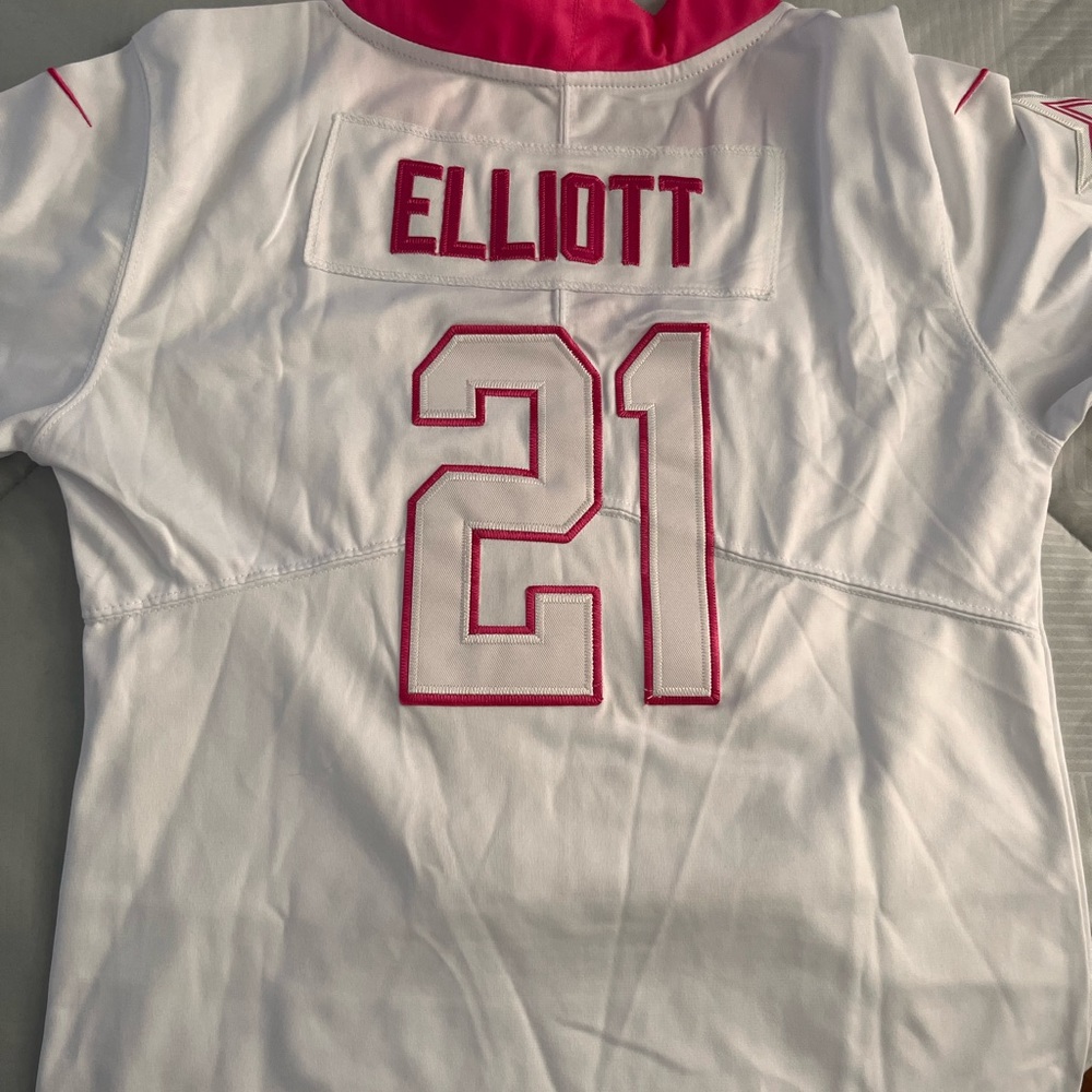 Brand new kids large Elliot pink cowboys jersey
